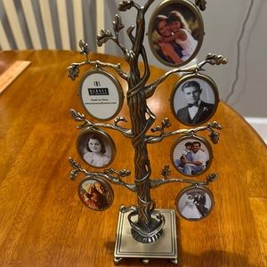 Burnes family photo tree